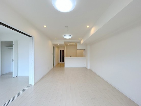 apartment 埼玉県上尾市谷津２丁目２番１号ショーサンプラザ５Ｆ