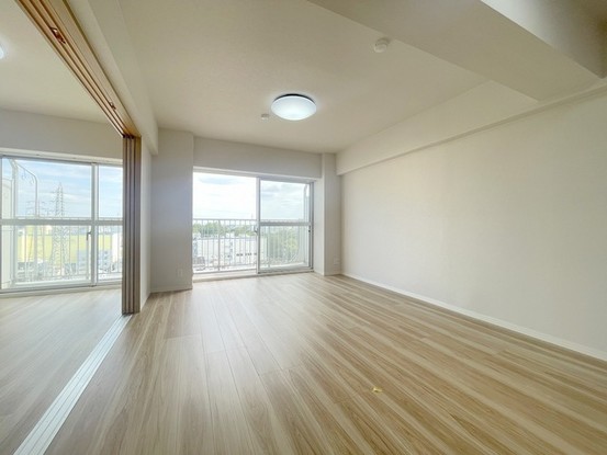 apartment 埼玉県上尾市谷津２丁目２番１号ショーサンプラザ５Ｆ