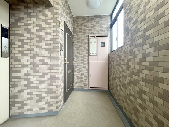 apartment 埼玉県上尾市谷津２丁目２番１号ショーサンプラザ５Ｆ