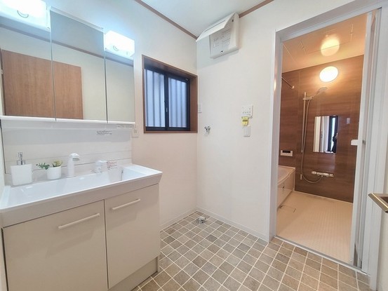 detached 埼玉県上尾市谷津２丁目２番１号ショーサンプラザ５Ｆ