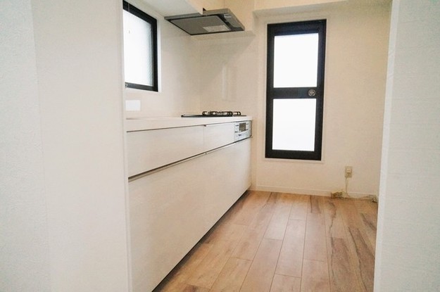 apartment 埼玉県上尾市谷津２丁目２番１号ショーサンプラザ５Ｆ