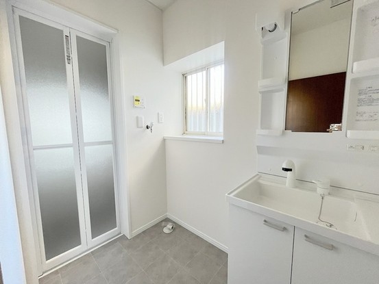 detached 埼玉県上尾市谷津２丁目２番１号ショーサンプラザ５Ｆ