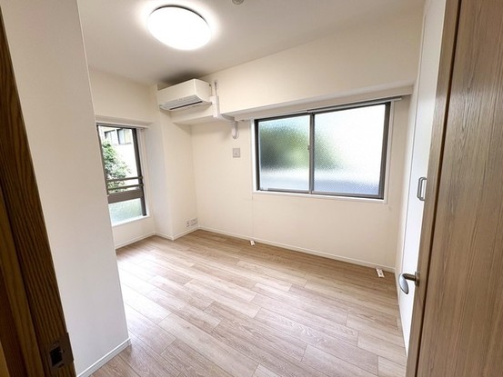 apartment 埼玉県上尾市谷津２丁目２番１号ショーサンプラザ５Ｆ