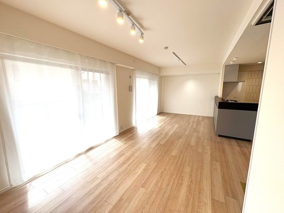 apartment 埼玉県上尾市谷津２丁目２番１号ショーサンプラザ５Ｆ