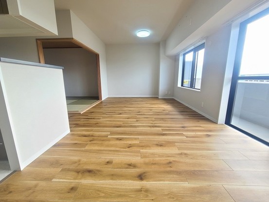 apartment 埼玉県上尾市谷津２丁目２番１号ショーサンプラザ５Ｆ