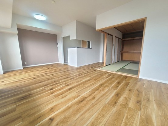 apartment 埼玉県上尾市谷津２丁目２番１号ショーサンプラザ５Ｆ