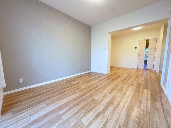 apartment 埼玉県上尾市谷津２丁目２番１号ショーサンプラザ５Ｆ