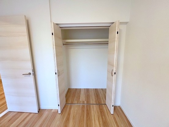 apartment 埼玉県上尾市谷津２丁目２番１号ショーサンプラザ５Ｆ