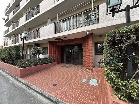apartment 埼玉県上尾市谷津２丁目２番１号ショーサンプラザ５Ｆ