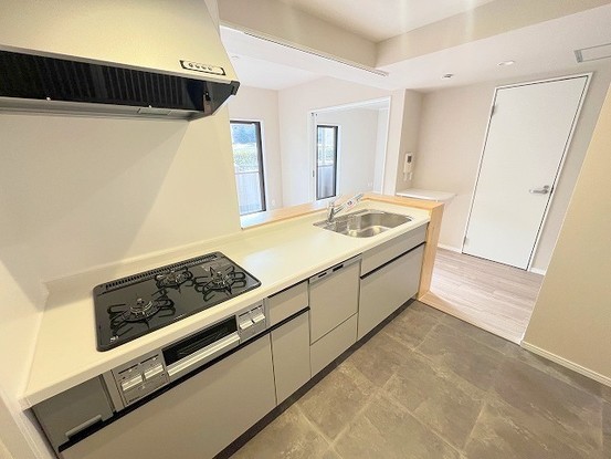 apartment 埼玉県上尾市谷津２丁目２番１号ショーサンプラザ５Ｆ