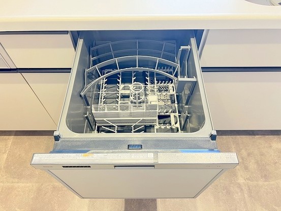 apartment 埼玉県上尾市谷津２丁目２番１号ショーサンプラザ５Ｆ