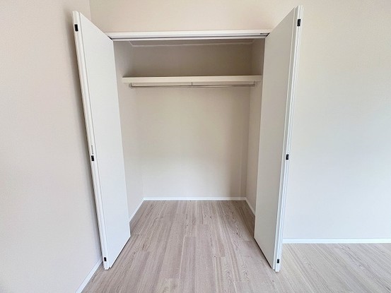 apartment 埼玉県上尾市谷津２丁目２番１号ショーサンプラザ５Ｆ