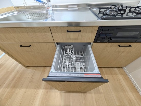 apartment 埼玉県上尾市谷津２丁目２番１号ショーサンプラザ５Ｆ