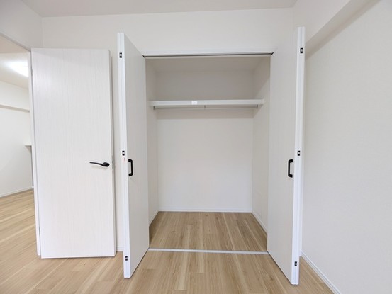 apartment 埼玉県上尾市谷津２丁目２番１号ショーサンプラザ５Ｆ