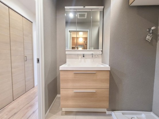 apartment 埼玉県上尾市谷津２丁目２番１号ショーサンプラザ５Ｆ