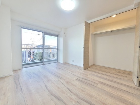 apartment 埼玉県上尾市谷津２丁目２番１号ショーサンプラザ５Ｆ