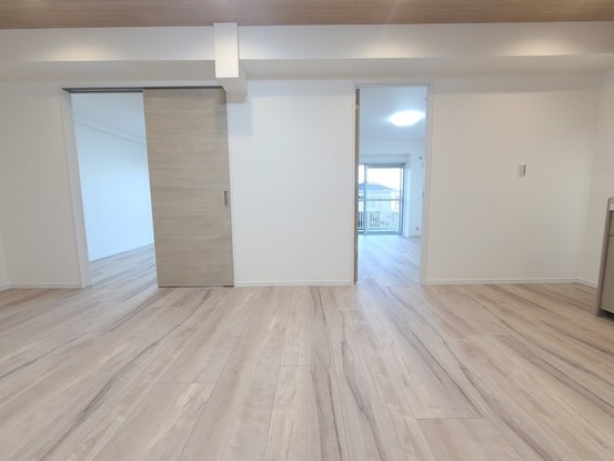 apartment 埼玉県上尾市谷津２丁目２番１号ショーサンプラザ５Ｆ