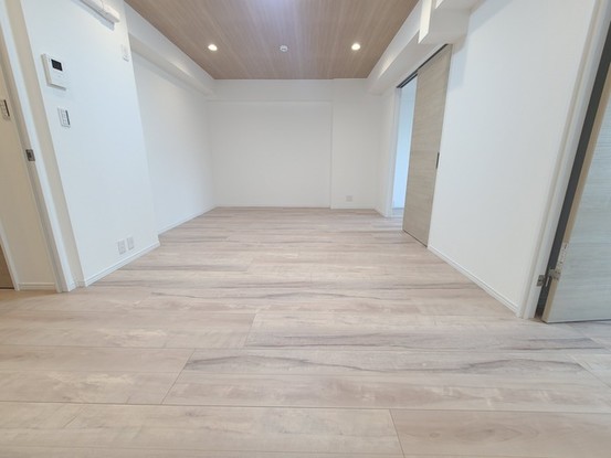 apartment 埼玉県上尾市谷津２丁目２番１号ショーサンプラザ５Ｆ