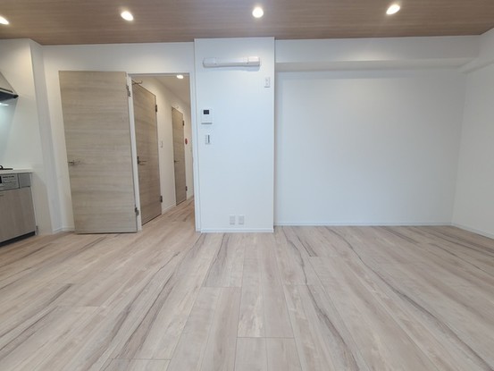 apartment 埼玉県上尾市谷津２丁目２番１号ショーサンプラザ５Ｆ