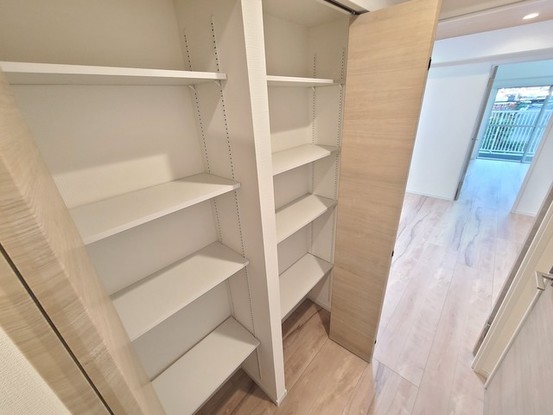 apartment 埼玉県上尾市谷津２丁目２番１号ショーサンプラザ５Ｆ