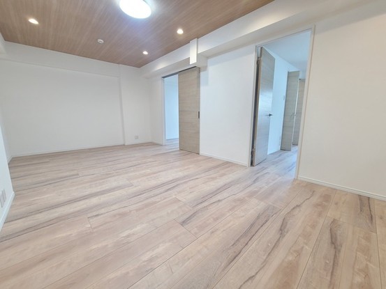 apartment 埼玉県上尾市谷津２丁目２番１号ショーサンプラザ５Ｆ