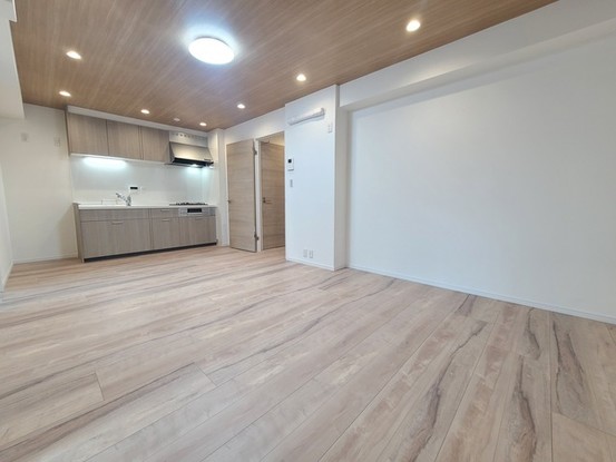 apartment 埼玉県上尾市谷津２丁目２番１号ショーサンプラザ５Ｆ