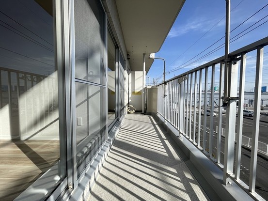 apartment 埼玉県上尾市谷津２丁目２番１号ショーサンプラザ５Ｆ