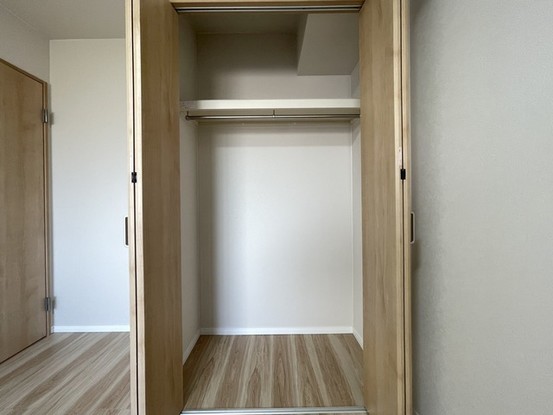 apartment 埼玉県上尾市谷津２丁目２番１号ショーサンプラザ５Ｆ