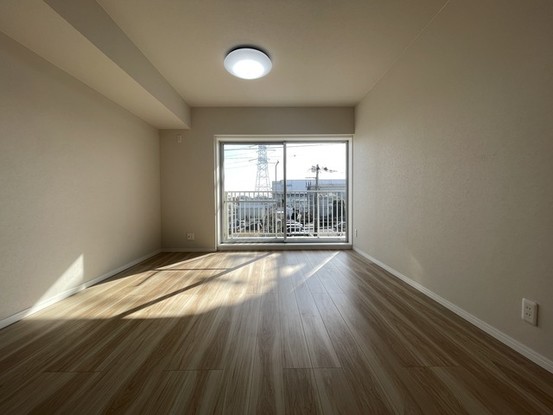 apartment 埼玉県上尾市谷津２丁目２番１号ショーサンプラザ５Ｆ