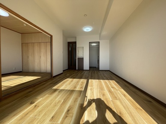 apartment 埼玉県上尾市谷津２丁目２番１号ショーサンプラザ５Ｆ