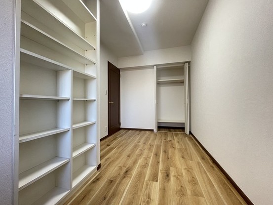 apartment 埼玉県上尾市谷津２丁目２番１号ショーサンプラザ５Ｆ