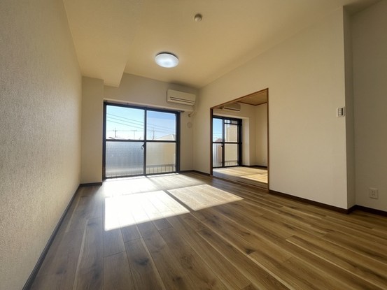 apartment 埼玉県上尾市谷津２丁目２番１号ショーサンプラザ５Ｆ