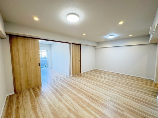 apartment 埼玉県上尾市谷津２丁目２番１号ショーサンプラザ５Ｆ