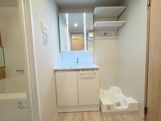 apartment 埼玉県上尾市谷津２丁目２番１号ショーサンプラザ５Ｆ