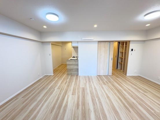 apartment 埼玉県上尾市谷津２丁目２番１号ショーサンプラザ５Ｆ