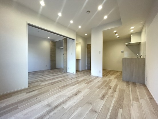 apartment 埼玉県上尾市谷津２丁目２番１号ショーサンプラザ５Ｆ