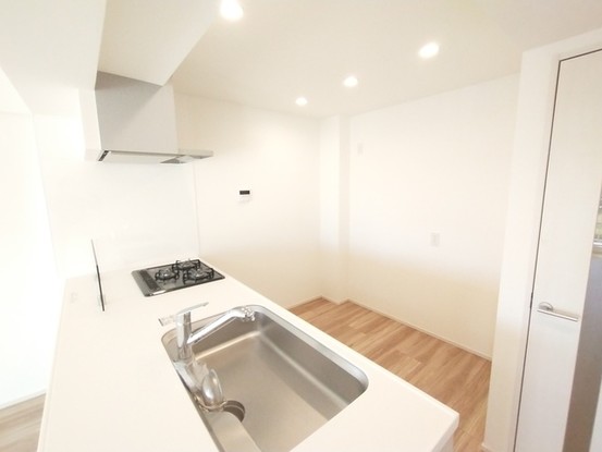 apartment 埼玉県上尾市谷津２丁目２番１号ショーサンプラザ５Ｆ