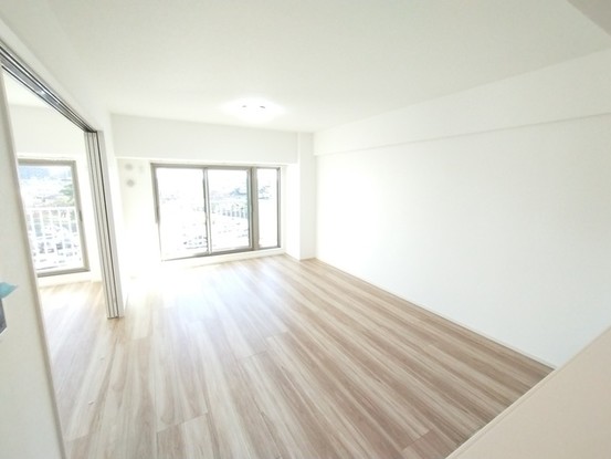 apartment 埼玉県上尾市谷津２丁目２番１号ショーサンプラザ５Ｆ