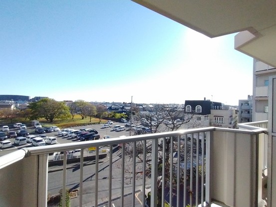 apartment 埼玉県上尾市谷津２丁目２番１号ショーサンプラザ５Ｆ