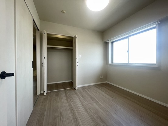 apartment 埼玉県上尾市谷津２丁目２番１号ショーサンプラザ５Ｆ