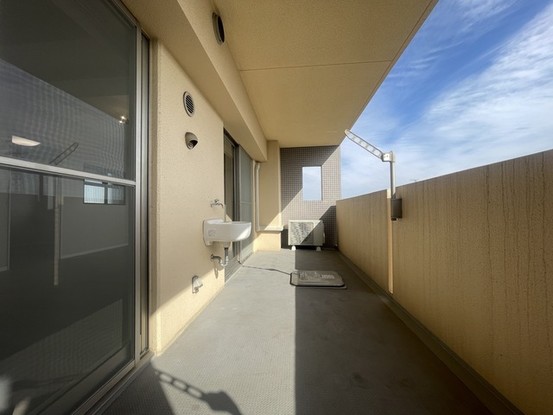 apartment 埼玉県上尾市谷津２丁目２番１号ショーサンプラザ５Ｆ