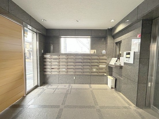 apartment 埼玉県上尾市谷津２丁目２番１号ショーサンプラザ５Ｆ