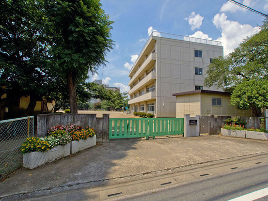 apartment 埼玉県上尾市谷津２丁目２番１号ショーサンプラザ５Ｆ