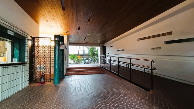 apartment 埼玉県上尾市谷津２丁目２番１号ショーサンプラザ５Ｆ