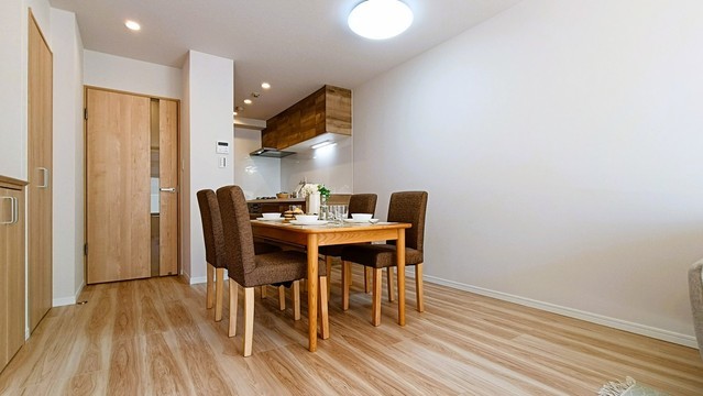 apartment 埼玉県上尾市谷津２丁目２番１号ショーサンプラザ５Ｆ