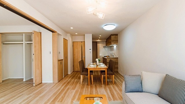 apartment 埼玉県上尾市谷津２丁目２番１号ショーサンプラザ５Ｆ