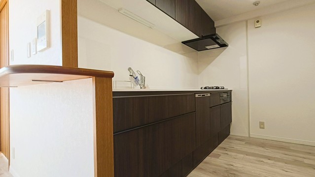 apartment 埼玉県上尾市谷津２丁目２番１号ショーサンプラザ５Ｆ