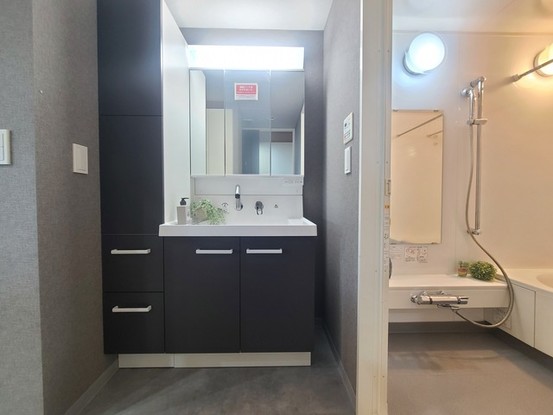 apartment 埼玉県上尾市谷津２丁目２番１号ショーサンプラザ５Ｆ