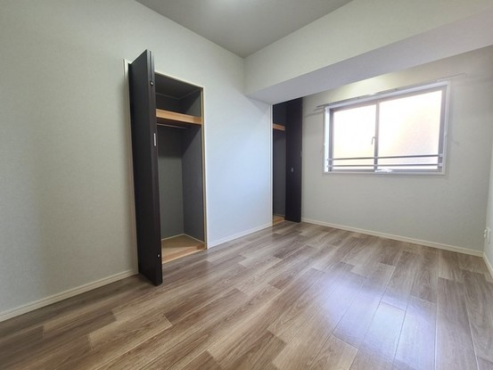 apartment 埼玉県上尾市谷津２丁目２番１号ショーサンプラザ５Ｆ