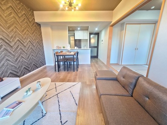 apartment 埼玉県上尾市谷津２丁目２番１号ショーサンプラザ５Ｆ